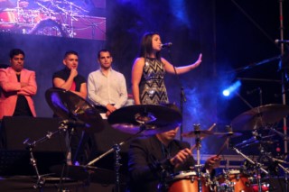 1ERA NOCHE DEL FESTIVAL (9) [320x200]