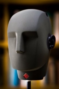 NeumannKU100-micrófono binaural que será utilizado en el registro del mapa sonoro de Atacama [320x200]-compressed