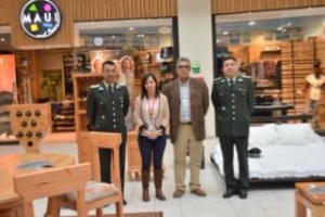 DSC_1412 (3) [Desktop Resolution] [320x200]-compressed