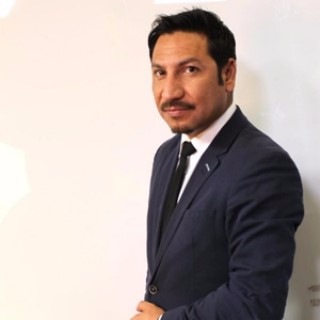 raul-salas [320x200]-compressed