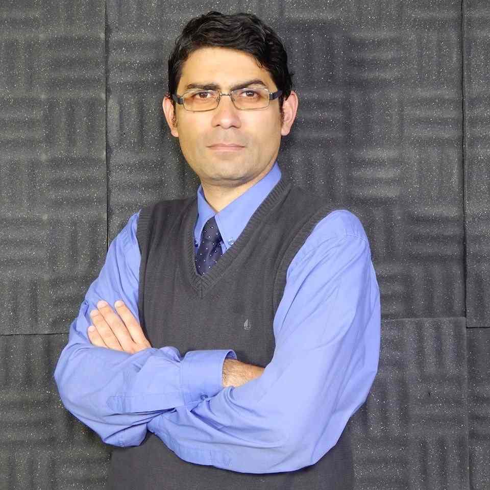 ALDO ORTIZ A PRENSA-compressed