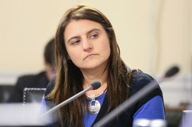 32863892629 [640x480]