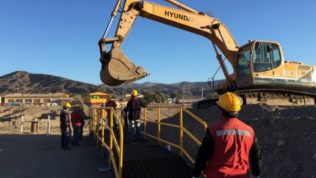 35429048_2095761703786698_1259199250575654912_n [640x480]