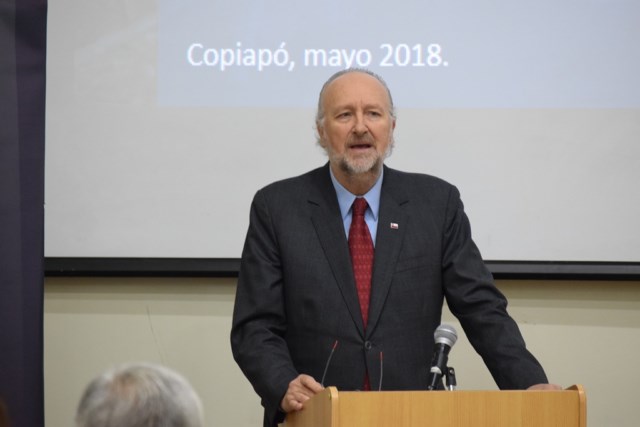 Ministro de Minería en la UDA 4 [640x480]