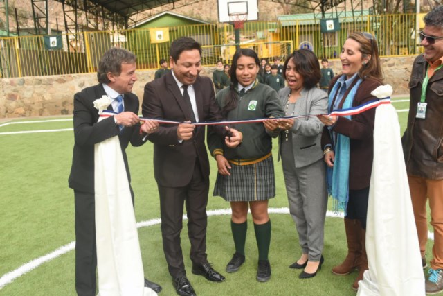 43046273_10155527333206050_5594564944537321472_o [640x480]