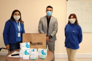 Foto entrega test rápidos a Servicio Salud Atacama 230420