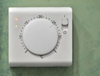 electrical-thermostat-set-to-25c-degree-min