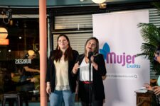 Gerentas de Producto de Laboratorio Exeltis Chile, Erica Dávila Campusano y Bárbara Pereira Huarte