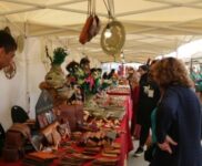 inauguracion-13-feria-nacional-de-artesania-bahia-inglesa-6-370x305