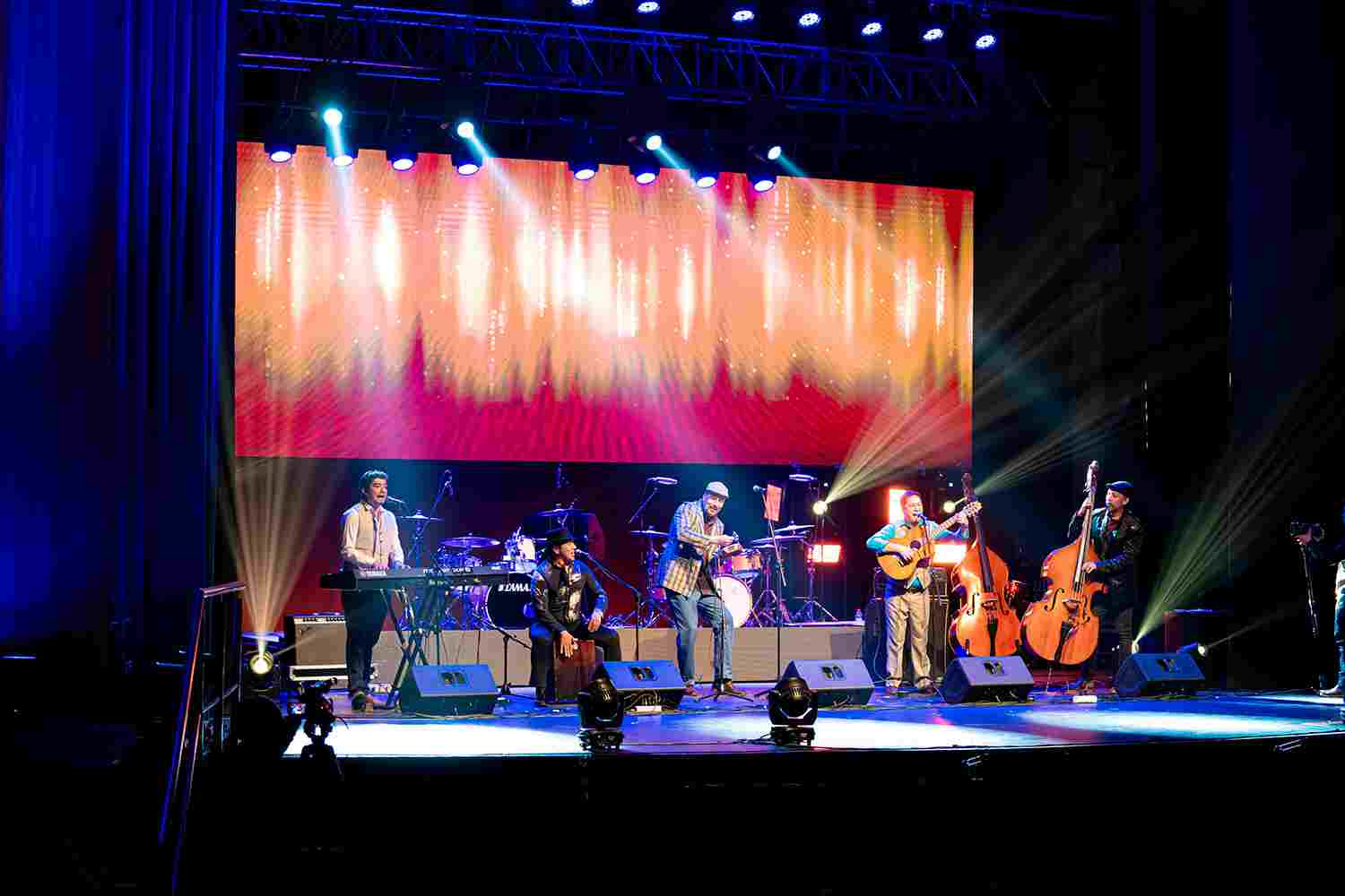 primer-lugar-cueca-urbana_roberto-parra-compressed (1)