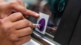 LRM COMUNICACIONES / INTELLIHELP / COM 3 DE FEBRRO - LRM COMUNICACIONES / GRAVAT/ COM 1 de junio (1)