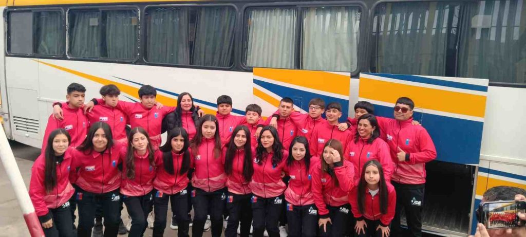 Básquetbol masculino y femenino Escuela San Vicente de Paul-compressed