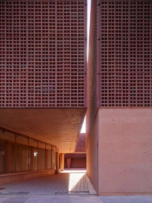 RH3136-0096-compressed